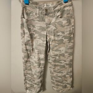 Hollister NWOT Gray & Beige Camouflage Wide Leg Pants